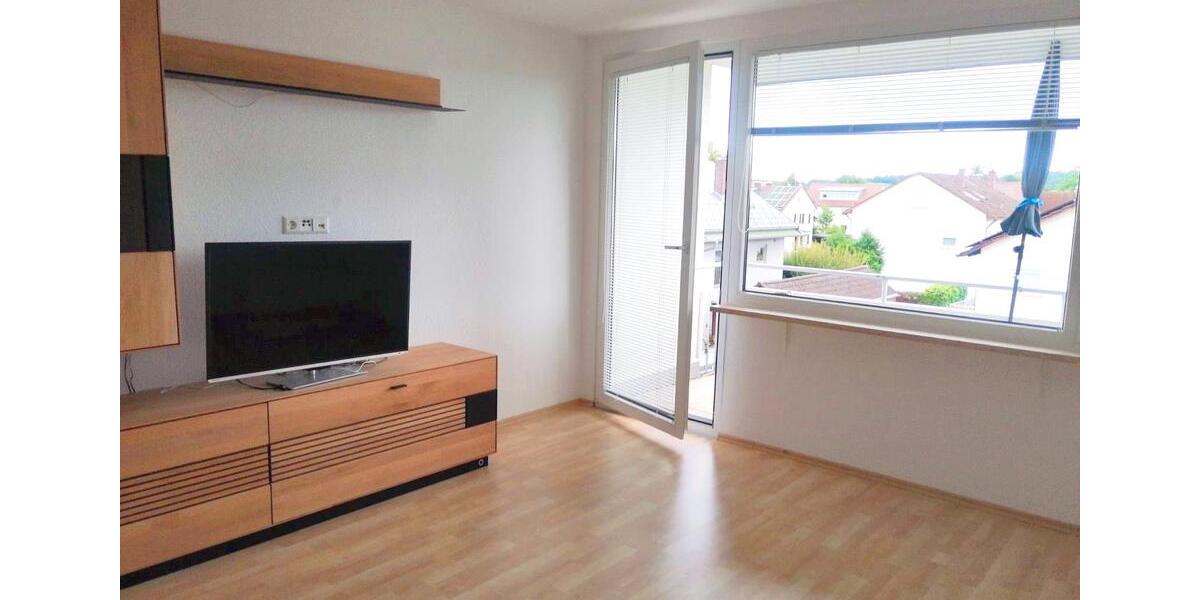 Etagenwohnung Immenstaad am Bodensee - 2.5 Zimmer, 90 m&sup2;, 1.220&euro; | Angebot:26314610