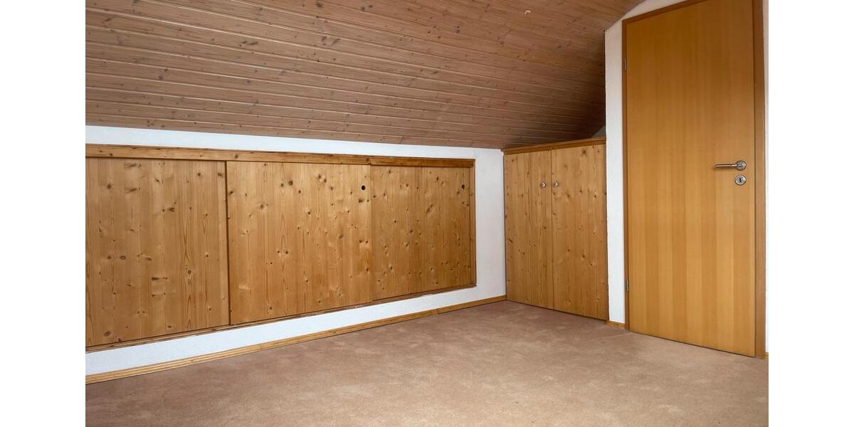 Dachgeschoßwohnung Friedrichshafen Ailingen - 6 Zimmer, 599.000&euro; | Angebot:21174379