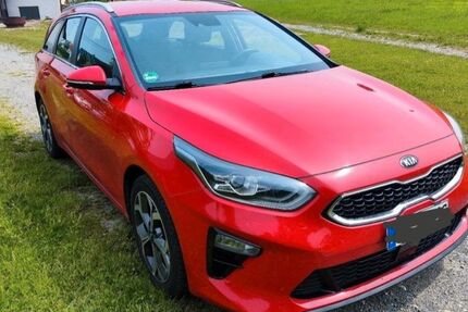 Kia ceed Sportswagon 98.000 km 14.999 &euro; Illmensee 88636