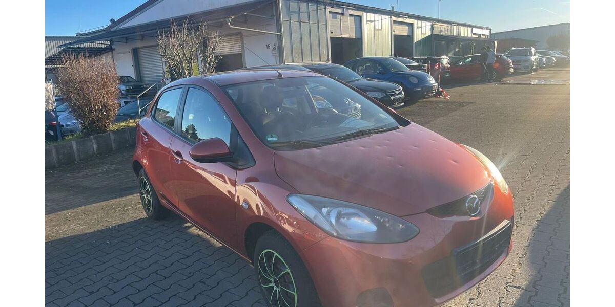Mazda 2 186.000 km 750 &euro; Baindt- Schachen 88255