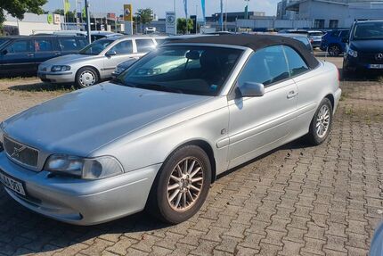 Volvo C70 218.000 km 3.999 &euro; Friedrichshafen 88046