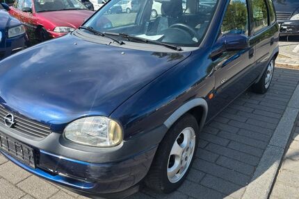 Opel Corsa 96.000 km 1.799 &euro; Friedrichshafen 88046