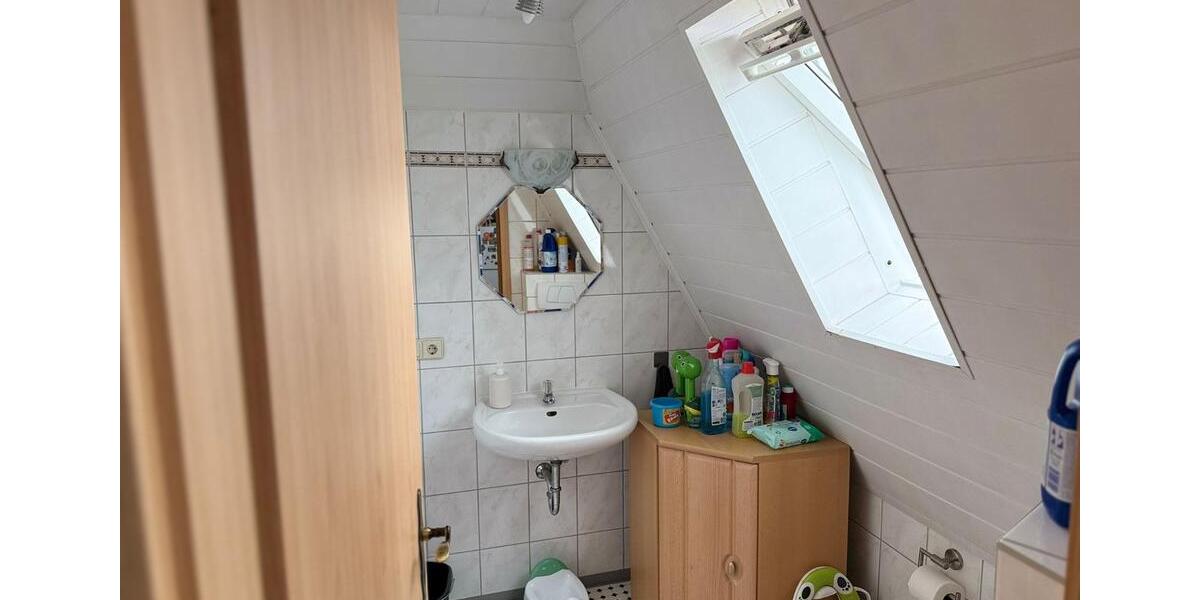 Dachgeschoßwohnung Weingarten - 3.5 Zimmer, 71 m&sup2;, 870&euro; | Angebot:26024478