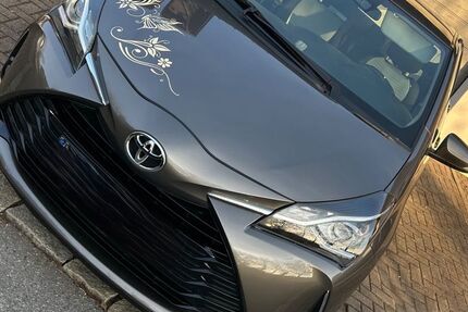 Toyota Yaris 89.300 km 9.999 &euro; Vogt 88267