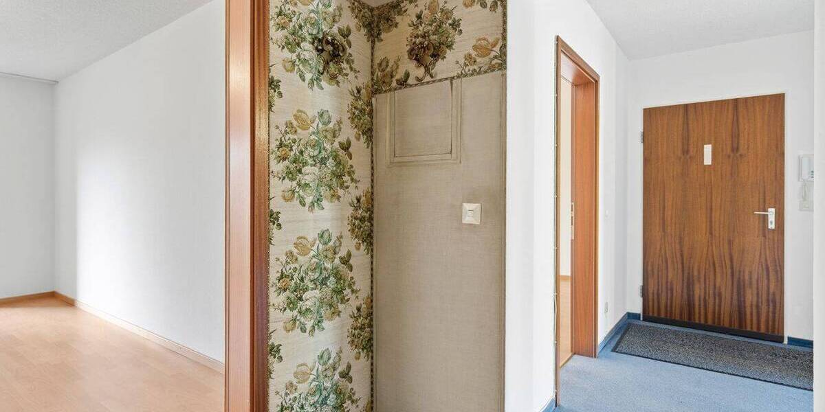 Etagenwohnung Konstanz Altstadt - 2 Zimmer, 74 m&sup2;, 365.000&euro; | Angebot:26055779