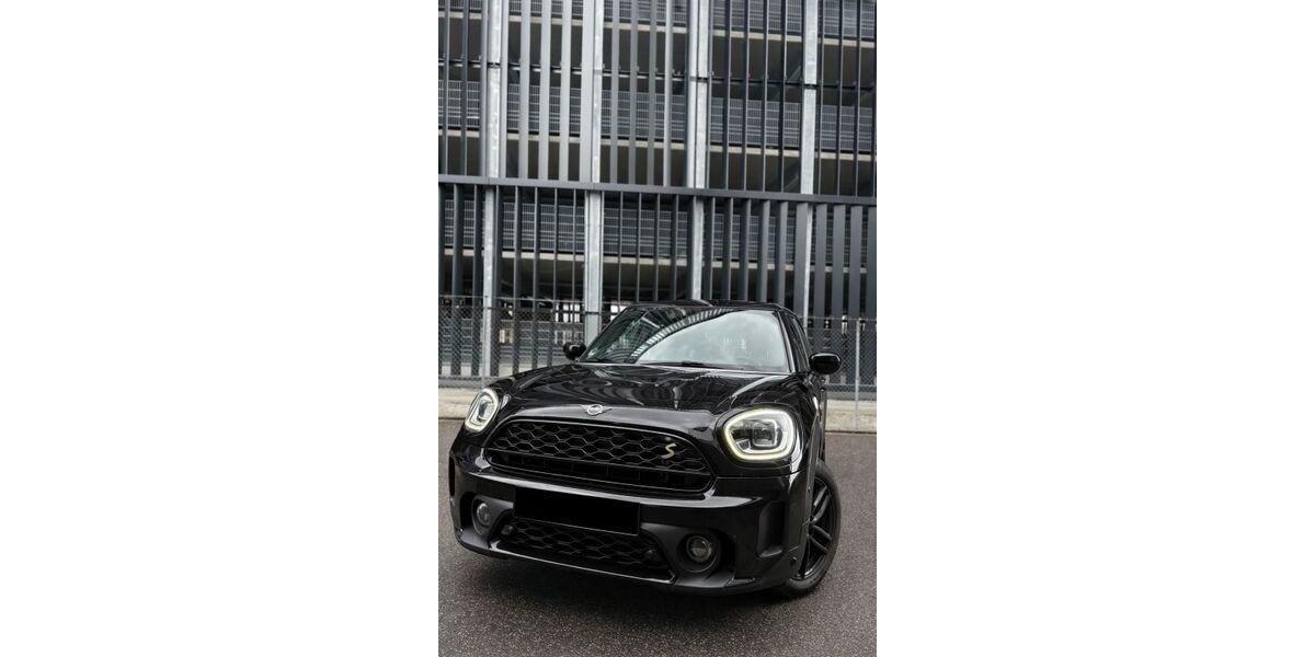 Mini Countryman SE (Cooper) 49.928 km 22.999 &euro; Ravensburg 88212