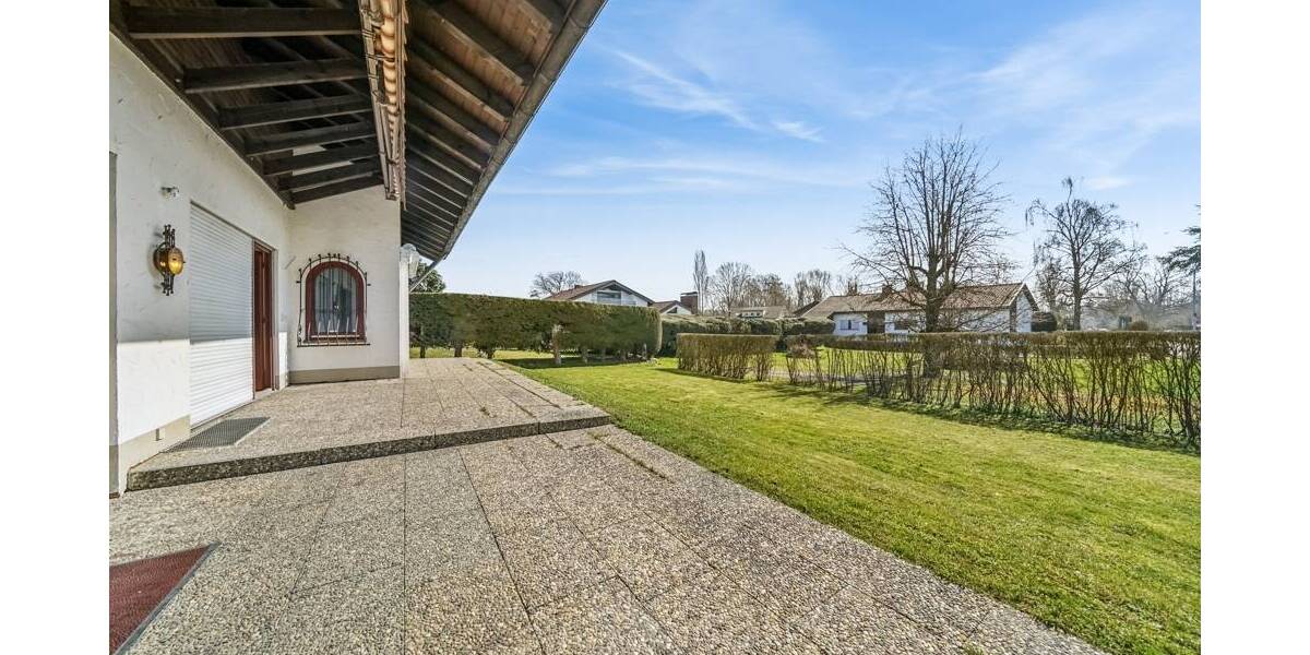 Einfamilienhaus Langenargen - 9 Zimmer, 230 m&sup2;, 1.190.000&euro; | Angebot:25938530