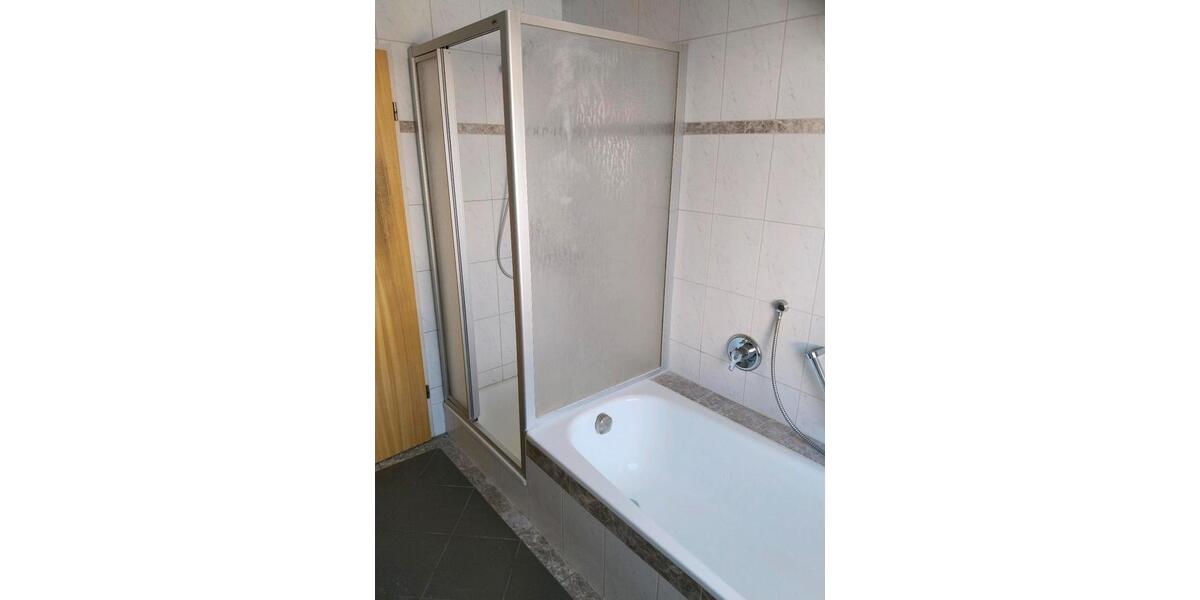 Etagenwohnung Wolpertswende - 3 Zimmer, 70 m&sup2;, 980&euro; | Angebot:26023534