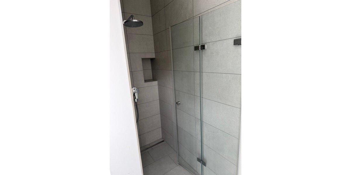 Dachgeschoßwohnung Überlingen - 3 Zimmer, 119 m&sup2;, 2.250&euro; | Angebot:26580201