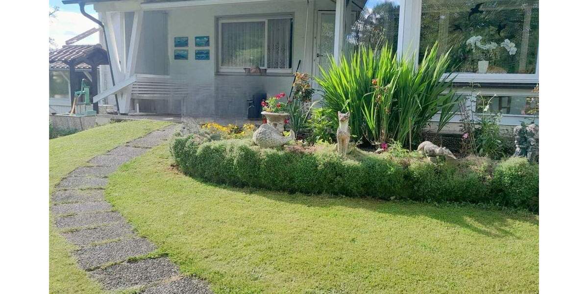 Einfamilienhaus Stetten - 8 Zimmer, 220 m&sup2;, 749.000&euro; | Angebot:25771243