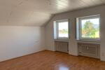 Dachgeschoßwohnung Friedrichshafen Allmannsweiler - 2 Zimmer, 84 m&sup2;, 1.075&euro; | Angebot:26325805