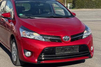 Toyota Verso 170.000 km 12.800 &euro; Meckenbeuren 88074