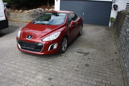 Peugeot 308 141.603 km 4.990 &euro; Friedrichshafen 88048