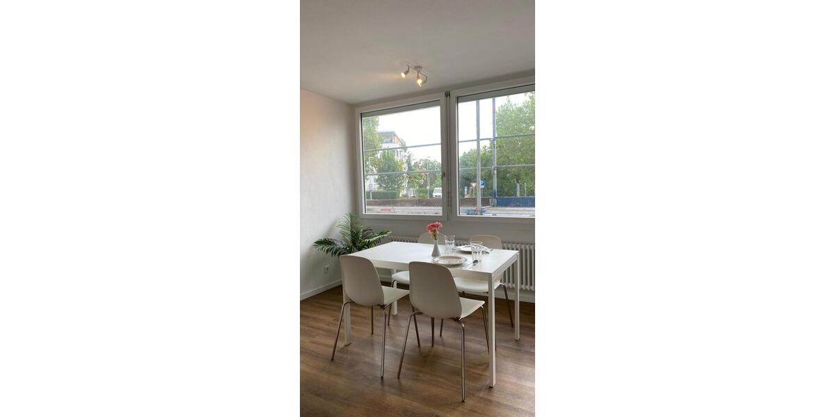 Etagenwohnung Konstanz Allmannsdorf - 1 Zimmer, 107 m&sup2;, 720&euro; | Angebot:24678665