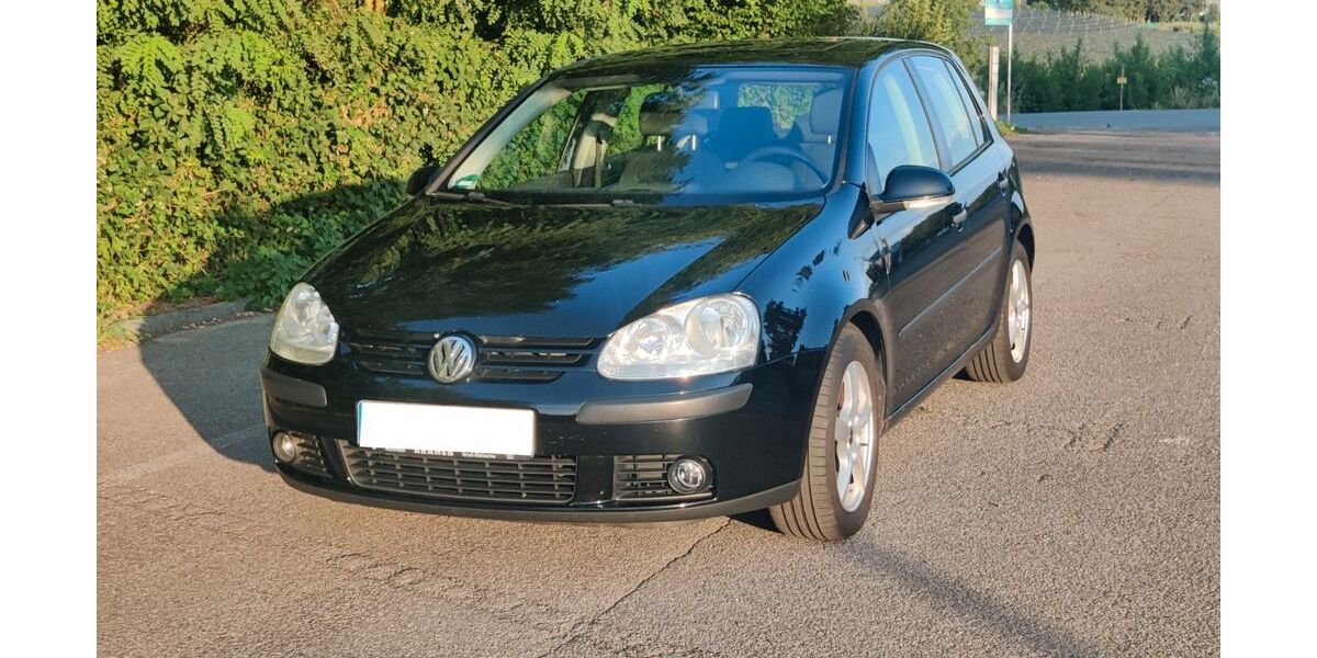 VW Golf 219.000 km 2.300 &euro; Tettnang 88069