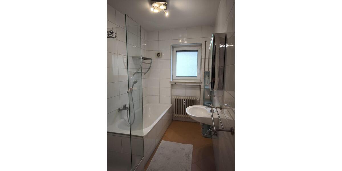 Erdgeschoßwohnung Ravensburg Eschach - 3.5 Zimmer, 82 m&sup2;, 1.200&euro; | Angebot:26557858