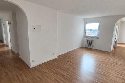 Wohnung Friedrichshafen Ailingen - 4.5 Zimmer, 114 m&sup2;, 1.990&euro; | Angebot:26639110