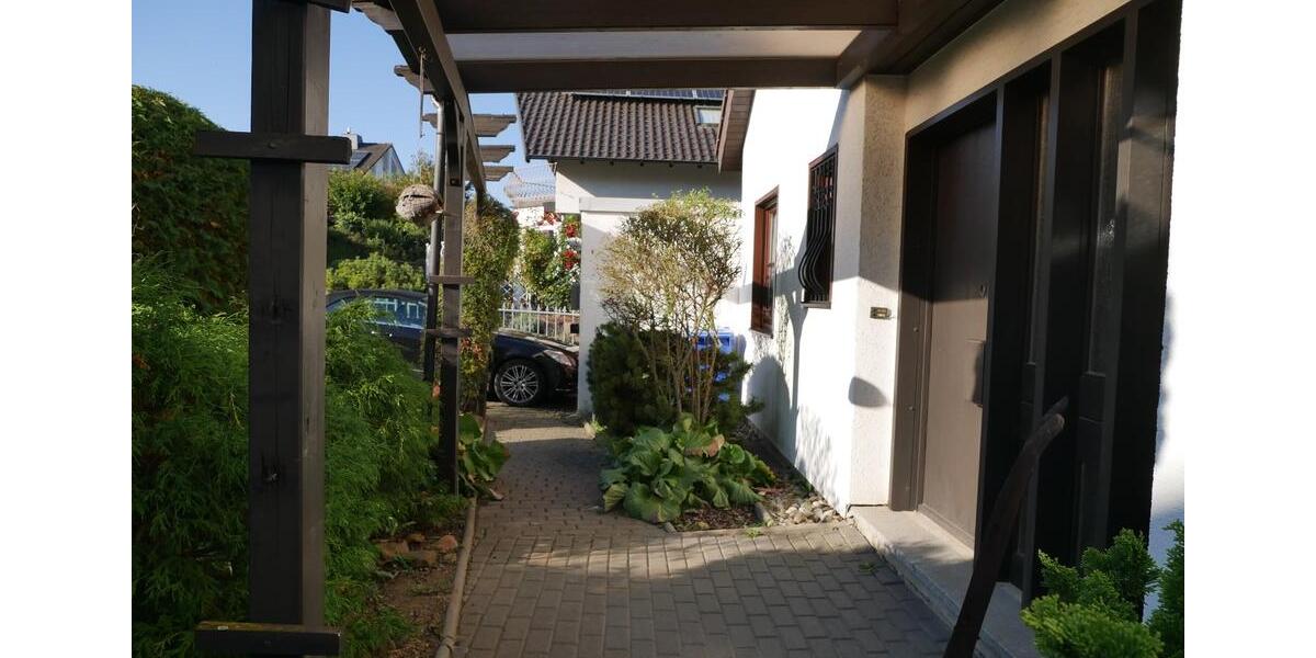 Einfamilienhaus Konstanz Konstanz-Fürstenberg - 7 Zimmer, 161 m&sup2;, 1.700&euro; | Angebot:26491024