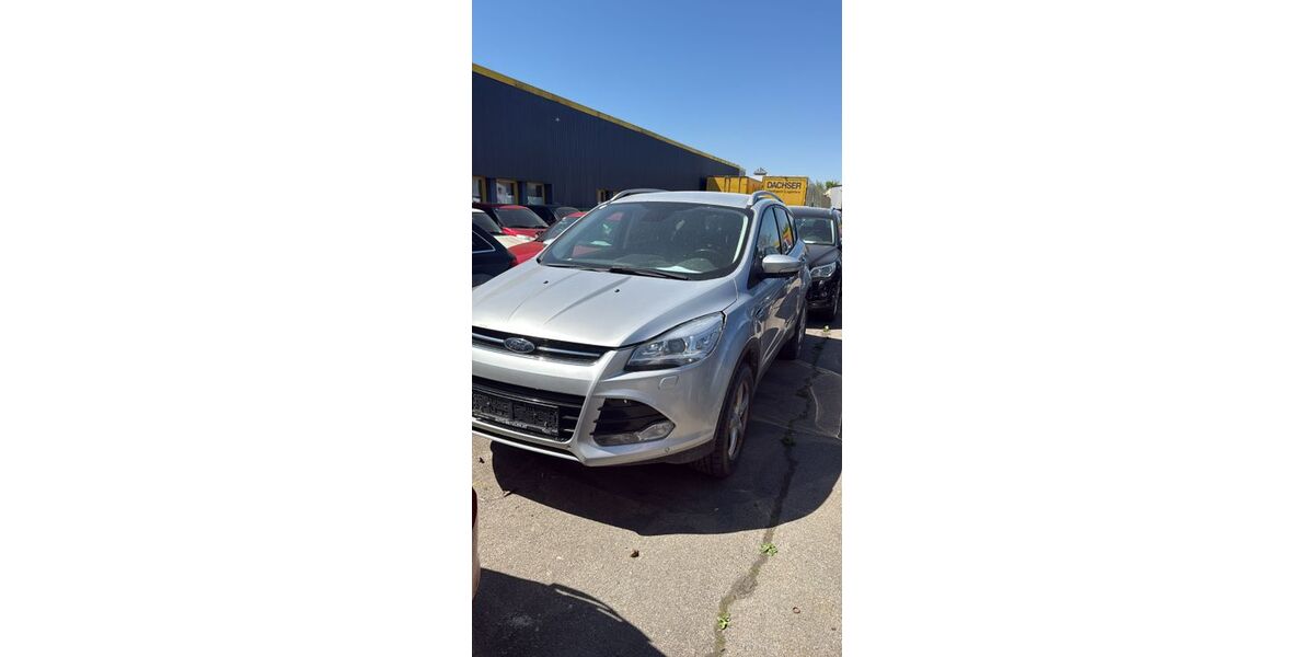 Ford Kuga 437.642 km 3.699 &euro; weingarten 88250