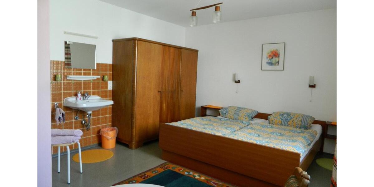 Erdgeschoßwohnung Immenstaad am Bodensee - 3.5 Zimmer, 85 m&sup2;, 1.000&euro; | Angebot:24994547