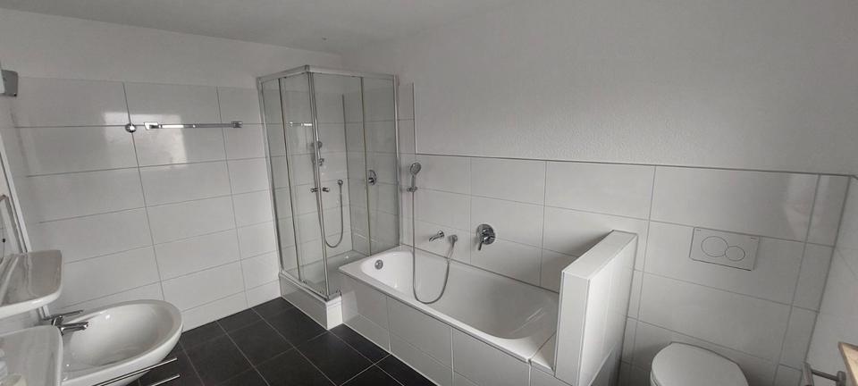 Etagenwohnung Markdorf - 5 Zimmer, 135 m&sup2;, 1.600&euro; | Angebot:25977734