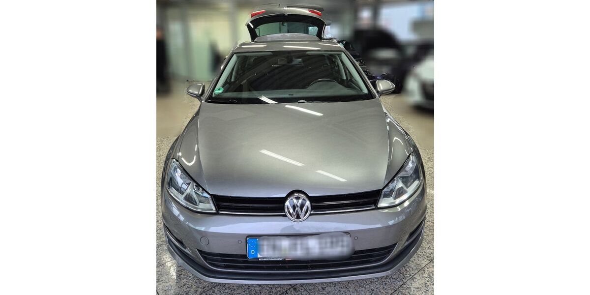 VW Golf 94.151 km 12.500 &euro; Friedrichshafen 88045
