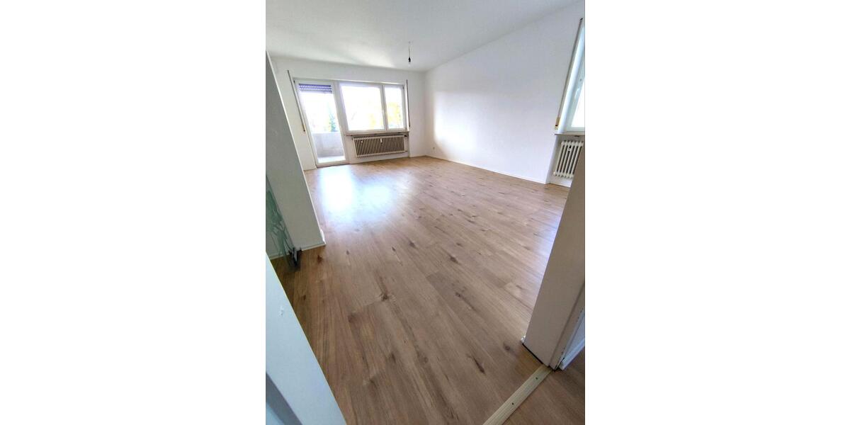 Etagenwohnung Ravensburg - 4.5 Zimmer, 105 m&sup2;, 280.000&euro; | Angebot:26126762