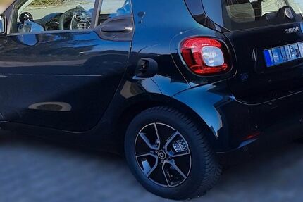 Smart ForTwo 8.800 km 13.850 &euro; Tettnang 88069