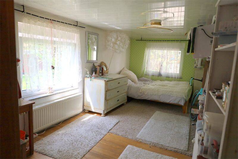 Einfamilienhaus Salem Mittelstenweiler - 8 Zimmer, 151 m&sup2;, 490.000&euro; | Angebot:26036985