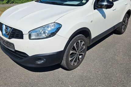 Nissan Qashqai 247.247 km 3.999 &euro; Baienfurt 88255