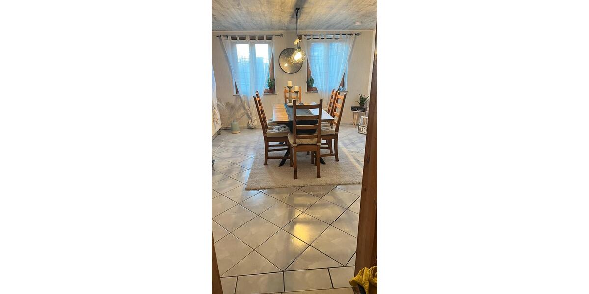 Maisonettenwohnung Schlier - 4 Zimmer, 90 m&sup2;, 1.300&euro; | Angebot:26675102