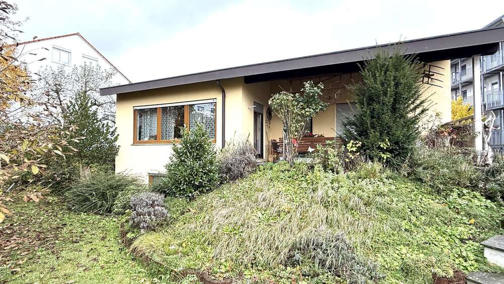 Einfamilienhaus Überlingen - 8 Zimmer, 215 m&sup2;, 780.000&euro; | Angebot:24694227
