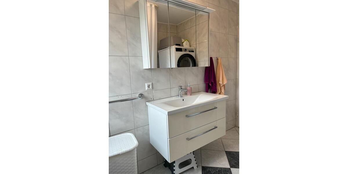 Etagenwohnung Salem - 4 Zimmer, 83 m&sup2;, 289.000&euro; | Angebot:25282115