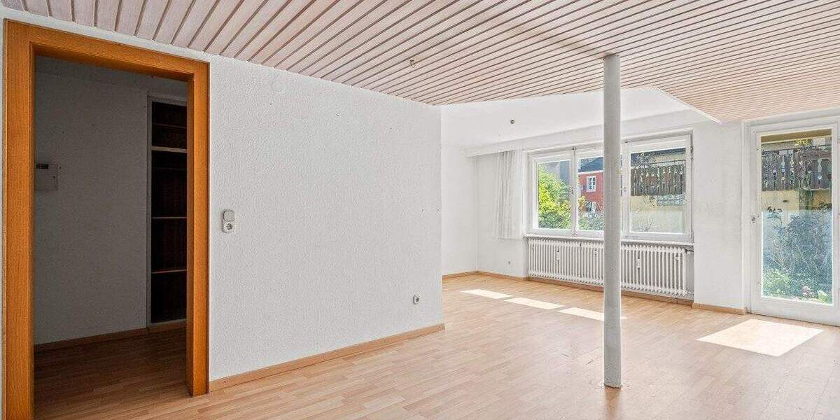 Mehrfamilienhaus, Wohnhaus Konstanz Allmannsdorf - 9 Zimmer, 217 m&sup2;, 940.000&euro; | Angebot:25731015