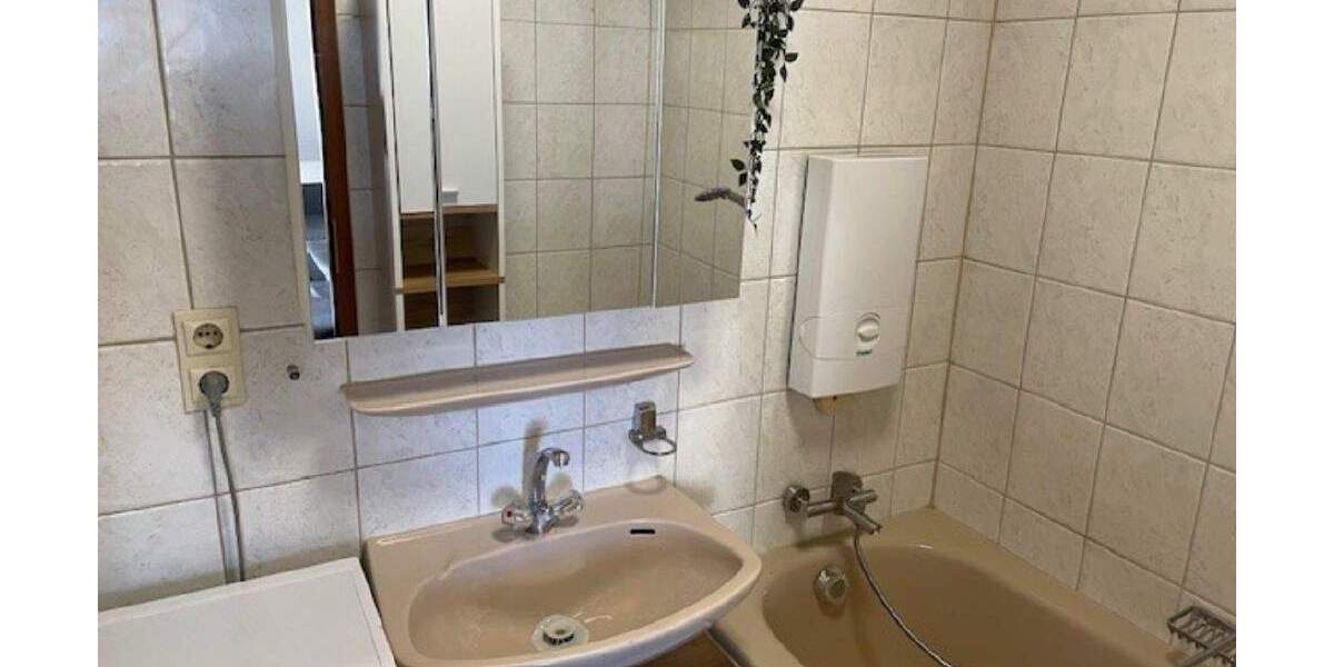 Etagenwohnung Heiligenberg - 2 Zimmer, 70 m&sup2;, 165.000&euro; | Angebot:25690128