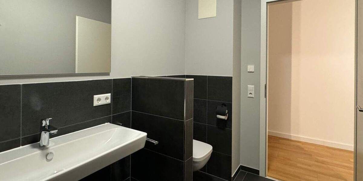 Etagenwohnung Konstanz Petershausen - 2 Zimmer, 68 m&sup2;, 1.310&euro; | Angebot:25701853