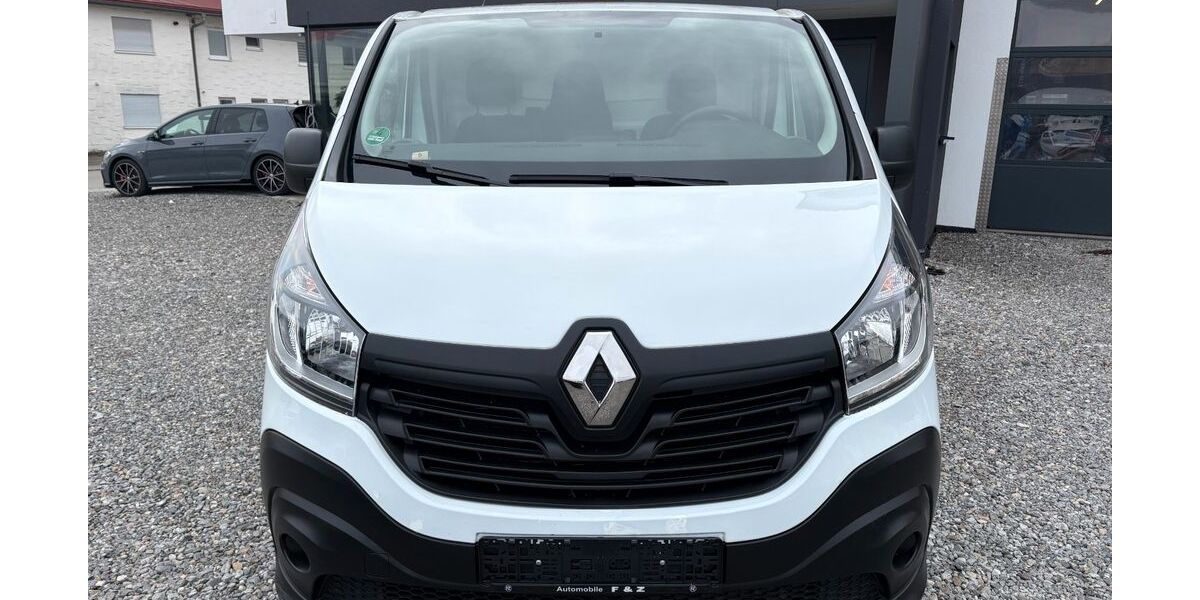 Renault Trafic 179.667 km 7.999 &euro; Oberteuringen 88094
