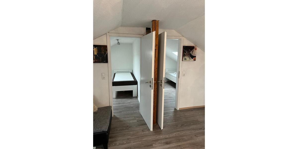 Dachgeschoßwohnung Ravensburg Eschach - 3 Zimmer, 66 m&sup2;, 500&euro; | Angebot:25164125