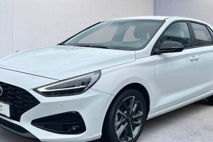 Hyundai i30 22.383 km 22.980 &euro; Konstanz 78467