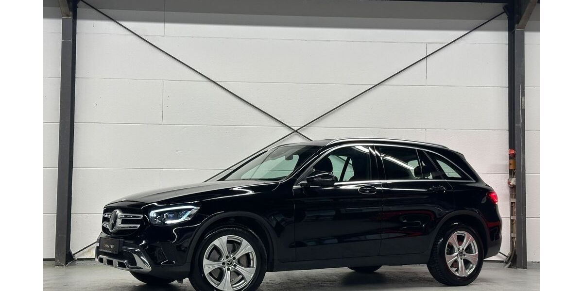 Mercedes-Benz GLC 200 98.330 km 28.790 &euro; Meckenbeuren 88074