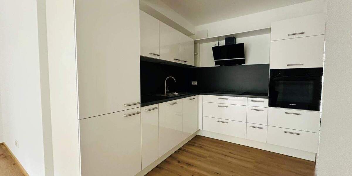 Etagenwohnung Ravensburg Innenstadt - 3 Zimmer, 105 m&sup2;, 1.490&euro; | Angebot:25836639