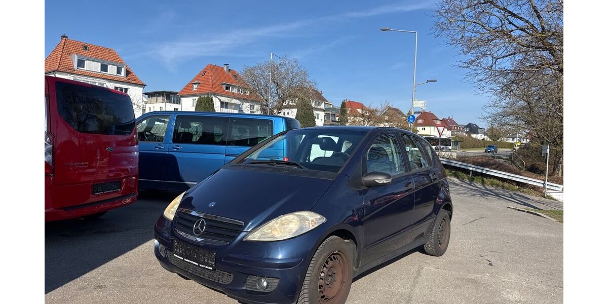 Mercedes-Benz A 150 197.000 km 2.490 &euro; Friedrichshafen 88045