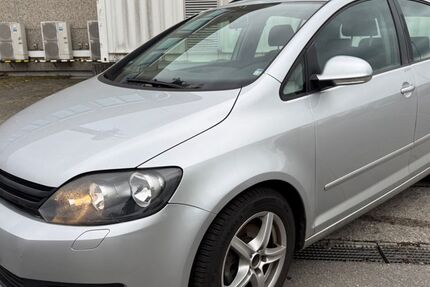 VW Golf 281.000 km 3.290 &euro; Friedrichshafen 88045