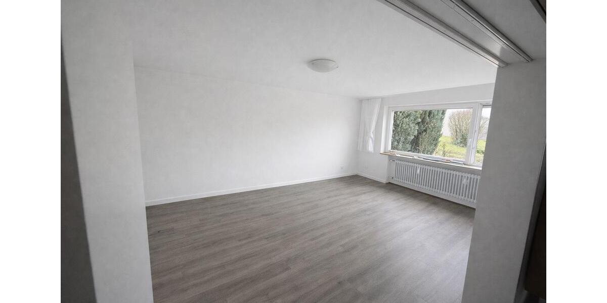 Etagenwohnung Ravensburg - 4.5 Zimmer, 104 m&sup2;, 1.200&euro; | Angebot:25993637