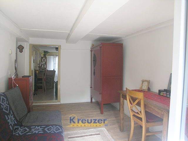Etagenwohnung Ravensburg Südstadt - 6 Zimmer, 130 m&sup2;, 249.000&euro; | Angebot:25660659