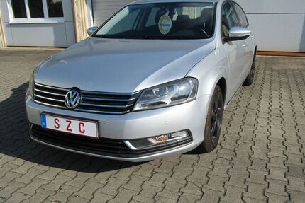 VW Passat 93.000 km 7.550 &euro; Friedrichshafen 88046
