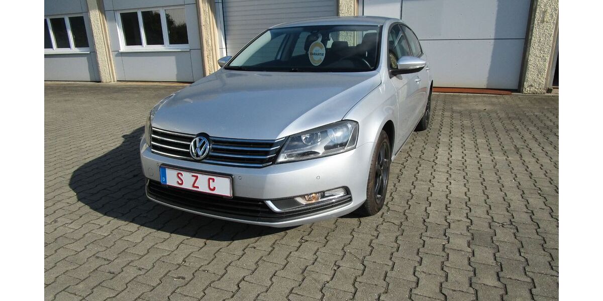VW Passat 93.000 km 7.550 &euro; Friedrichshafen 88046
