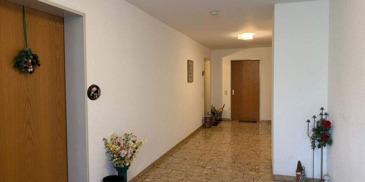 Etagenwohnung Meersburg - 3 Zimmer, 85 m&sup2;, 365.000&euro; | Angebot:25915519