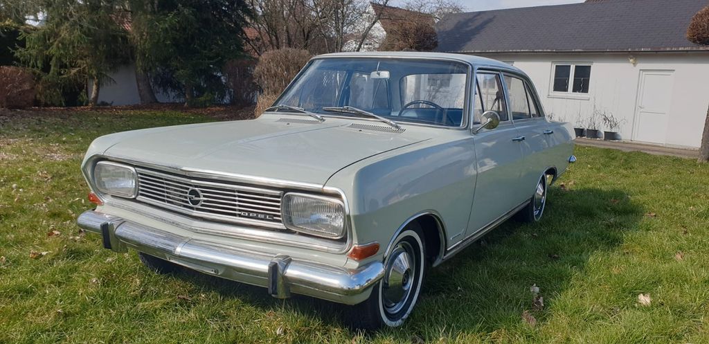 Opel Rekord 134.000 km 14.799 &euro; Friedrichshafen 88046