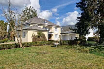 Haus Ravensburg - 8 Zimmer, 209 m&sup2;, 640.000&euro; | Angebot:25640584